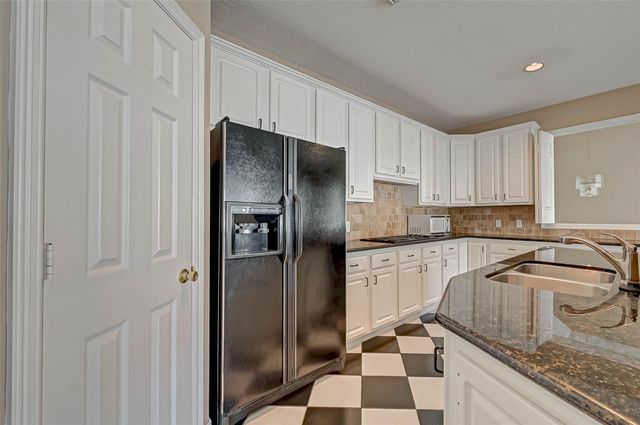 14303 Reissen Lane, Houston, TX 77069