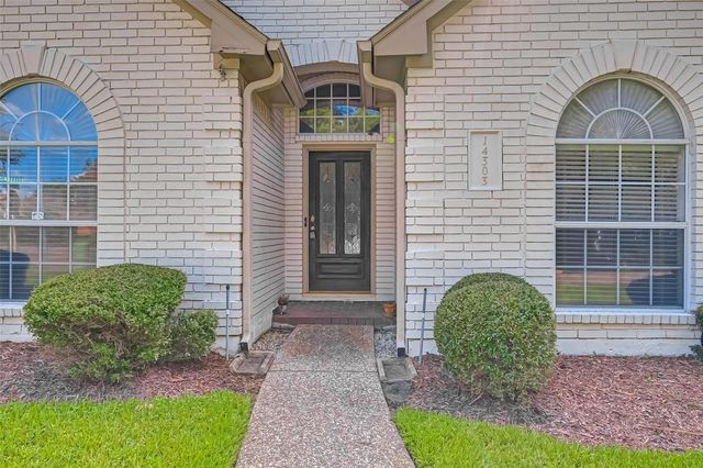 14303 Reissen Lane, Houston, TX 77069