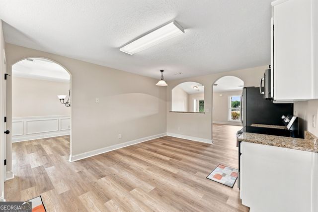 482 Logans Way, Hoschton, GA 30548
