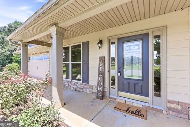 482 Logans Way, Hoschton, GA 30548