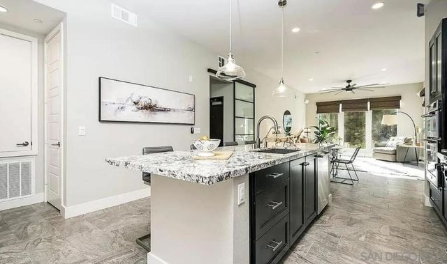 8434 Distinctive Dr, San Diego, CA 92108