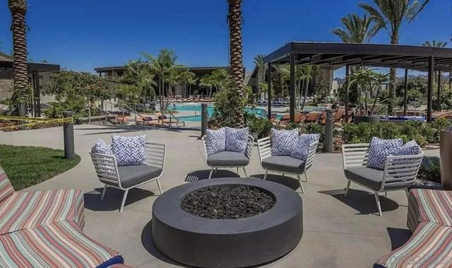 8434 Distinctive Dr, San Diego, CA 92108