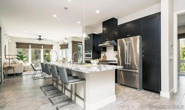 8434 Distinctive Dr, San Diego, CA 92108