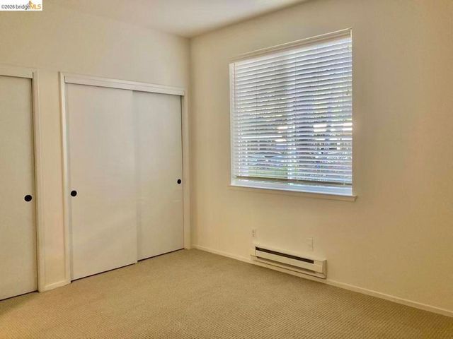 79 Marina Lakes Dr, Richmond, CA 94804