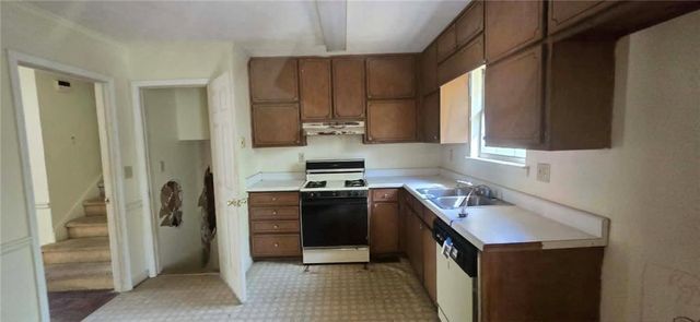 208 Fairview Point, Ellenwood, GA 30294