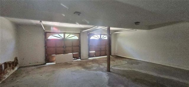 208 Fairview Point, Ellenwood, GA 30294