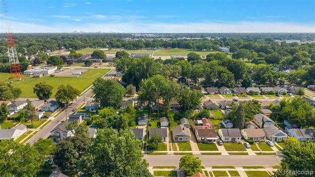 2042 Browning Street, Ferndale, MI 48220