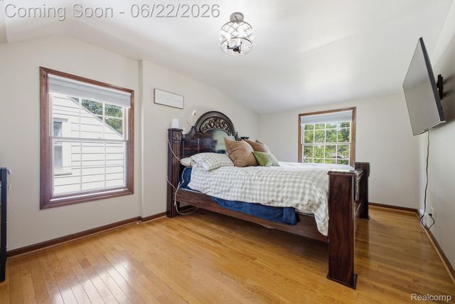 24824 Princeton Street, Dearborn, MI 48124
