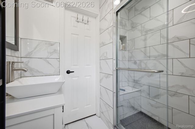 24824 Princeton Street, Dearborn, MI 48124