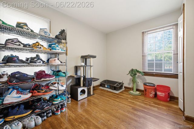 24824 Princeton Street, Dearborn, MI 48124