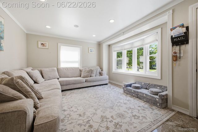 24824 Princeton Street, Dearborn, MI 48124