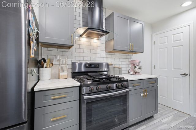 24824 Princeton Street, Dearborn, MI 48124