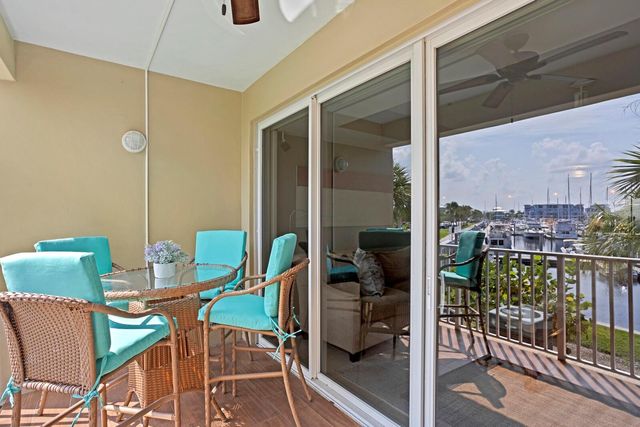 423 BAHIA BEACH BOULEVARD, Ruskin, FL 33570