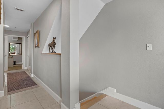 423 BAHIA BEACH BOULEVARD, Ruskin, FL 33570