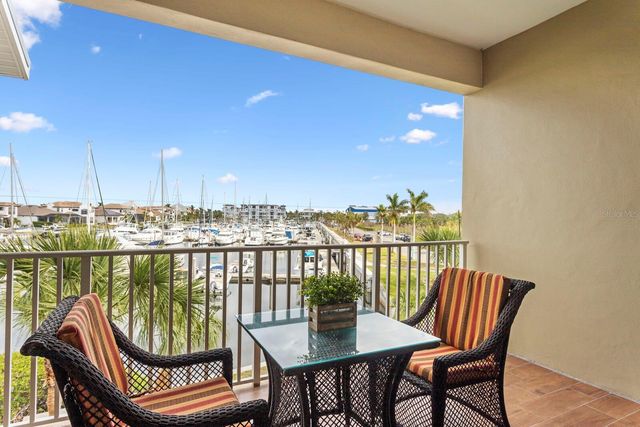 423 BAHIA BEACH BOULEVARD, Ruskin, FL 33570