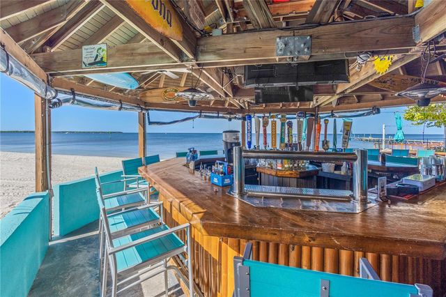 423 BAHIA BEACH BOULEVARD, Ruskin, FL 33570