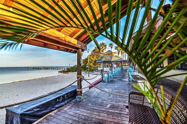 423 BAHIA BEACH BOULEVARD, Ruskin, FL 33570