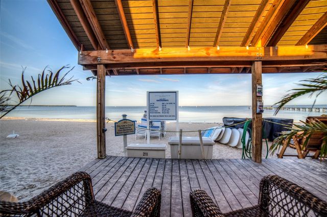 423 BAHIA BEACH BOULEVARD, Ruskin, FL 33570