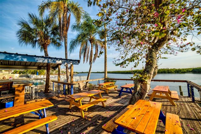 423 BAHIA BEACH BOULEVARD, Ruskin, FL 33570