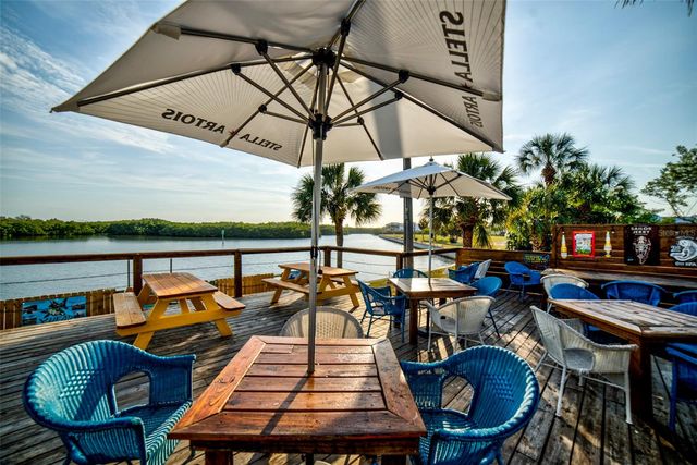 423 BAHIA BEACH BOULEVARD, Ruskin, FL 33570