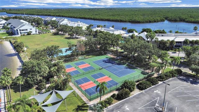 423 BAHIA BEACH BOULEVARD, Ruskin, FL 33570