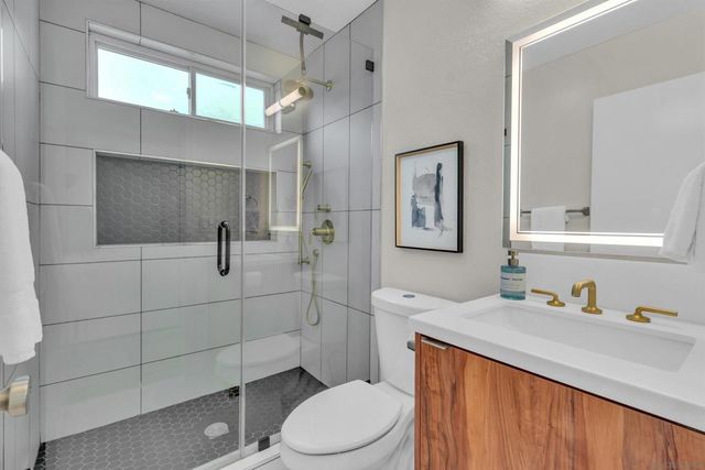 13070 Roundup Ave, San Diego, CA 92129