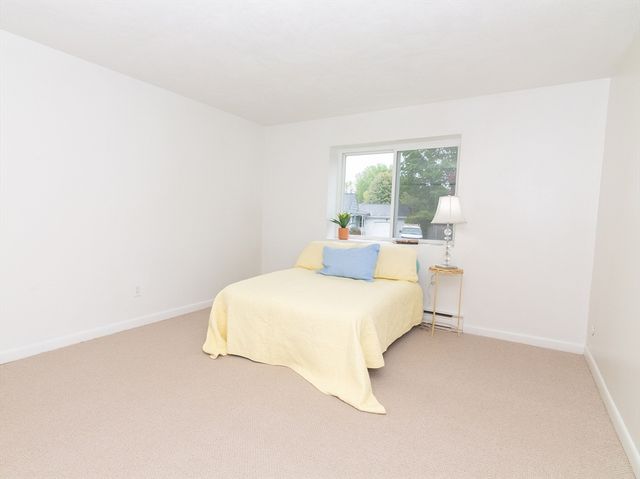 137 Winthrop St 12A, Framingham, MA 01702