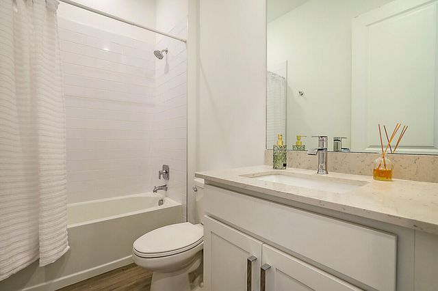 1146 Chisel Plow Chase, Loxahatchee, FL 33470