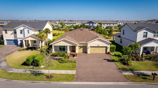 1146 Chisel Plow Chase, Loxahatchee, FL 33470