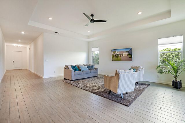 1146 Chisel Plow Chase, Loxahatchee, FL 33470