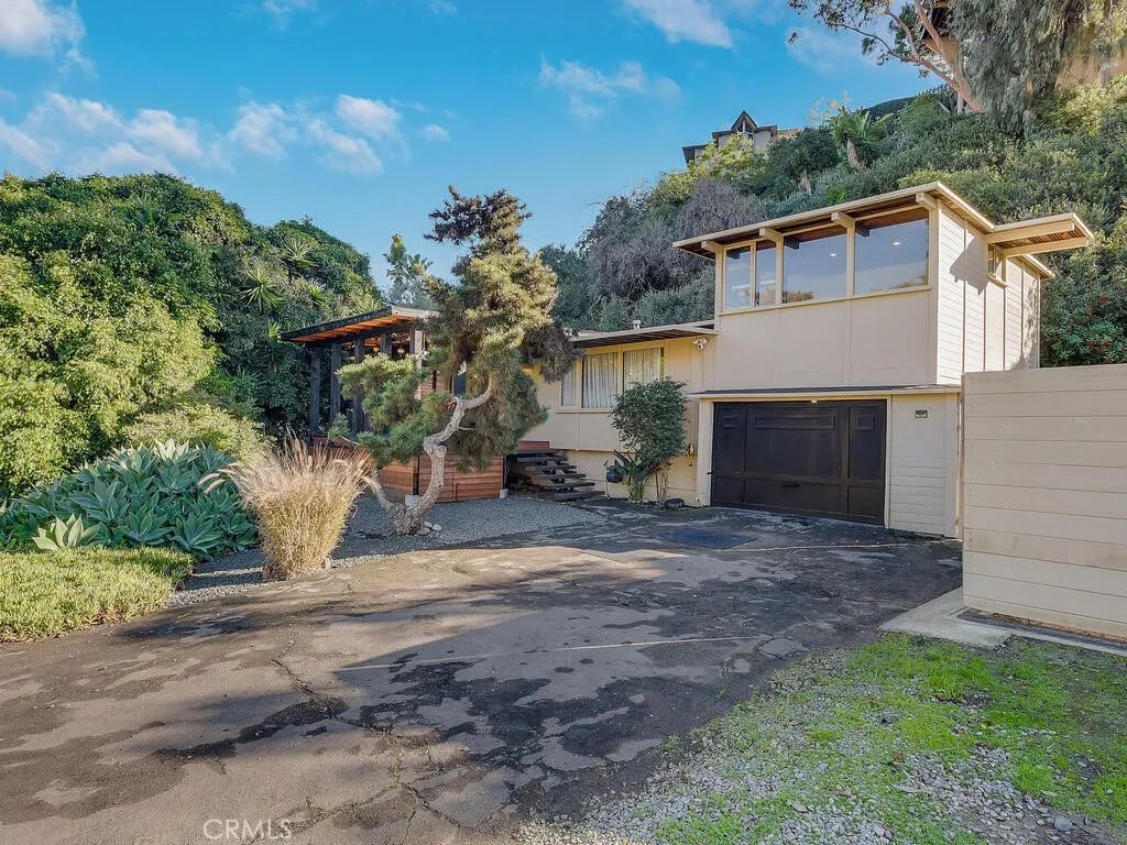 999 Gage, San Diego, CA 92106