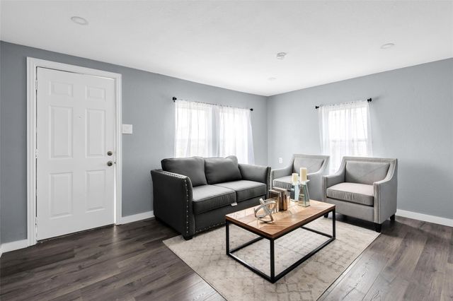 1016 Apache Street, Houston, TX 77022