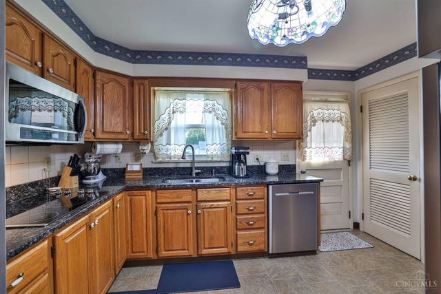 117 Stolz Drive, Middletown, OH 45042