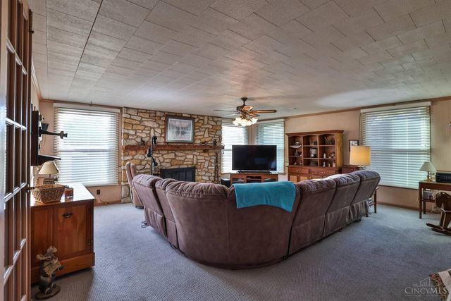 117 Stolz Drive, Middletown, OH 45042