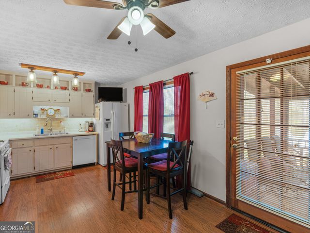 2037 Hampton Locust Grove Road, Locust Grove, GA 30248