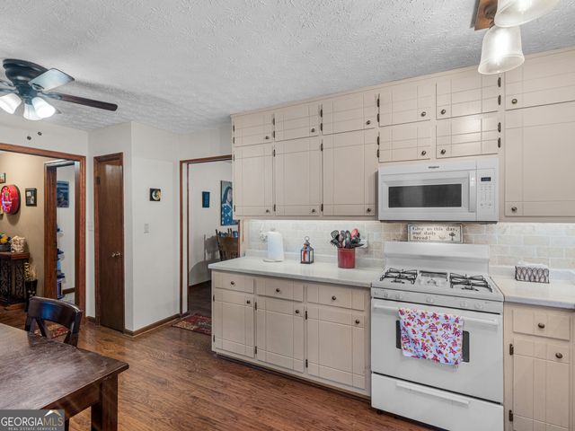 2037 Hampton Locust Grove Road, Locust Grove, GA 30248