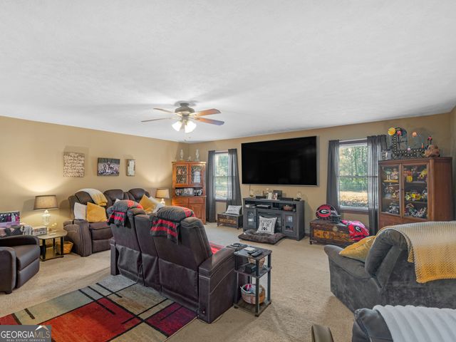 2037 Hampton Locust Grove Road, Locust Grove, GA 30248