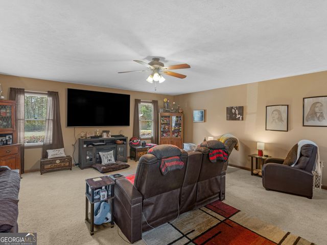 2037 Hampton Locust Grove Road, Locust Grove, GA 30248