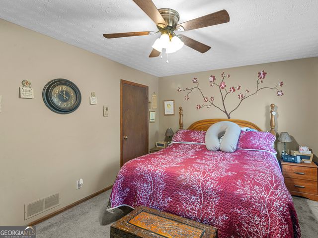 2037 Hampton Locust Grove Road, Locust Grove, GA 30248