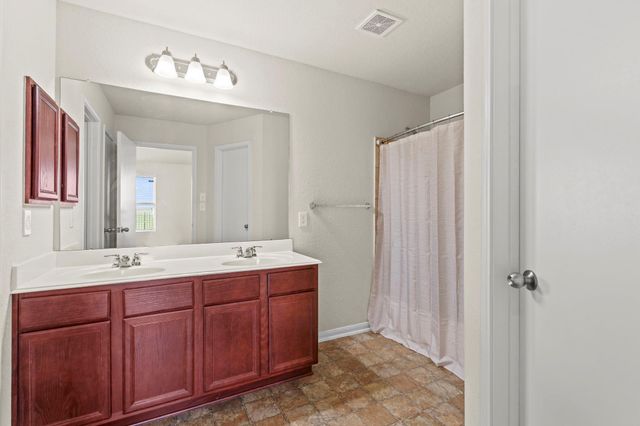 2110 Red Cedar Trail, Rosenberg, TX 77471