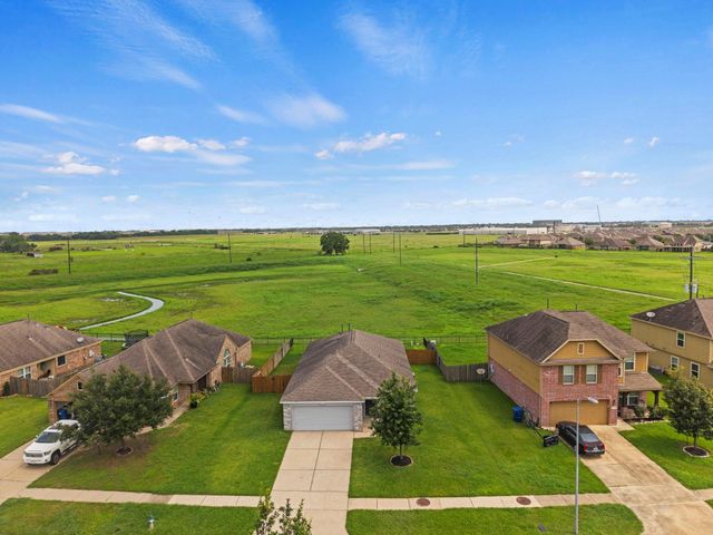 2110 Red Cedar Trail, Rosenberg, TX 77471
