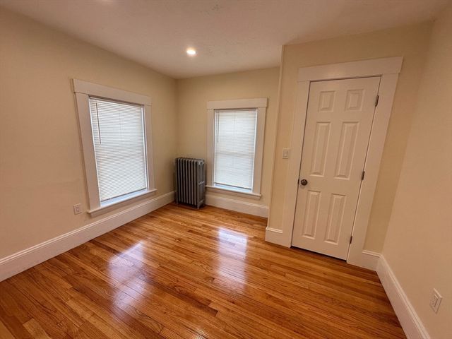 64 Cedar St 2, Wellesley, MA 02481