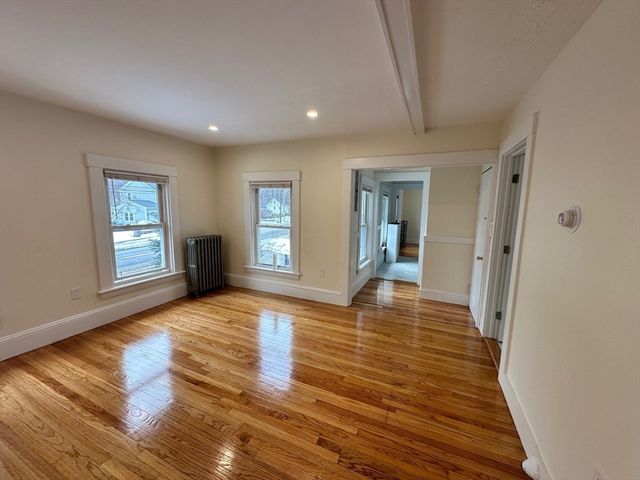 64 Cedar St 2, Wellesley, MA 02481