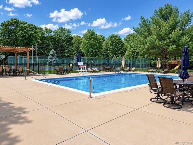 263 Tamerisk Lane, New Windsor, NY 12553