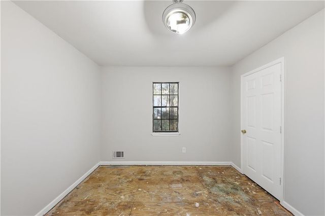 1038 River Bend Court, Riverdale, GA 30296