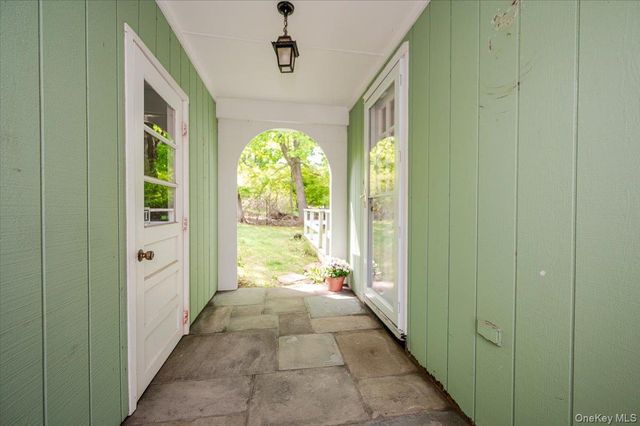 44 Emery Street, Mount Kisco, NY 10549