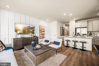 125 ABRAMO VICTOR DR, Downingtown, PA 19335