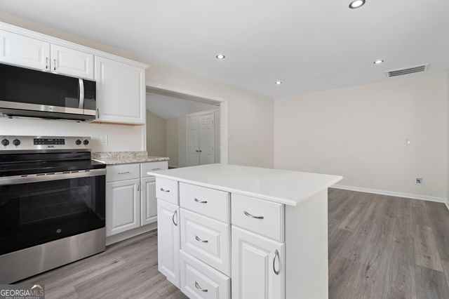 5415 Old Bill Cook Road, College Park, GA 30349