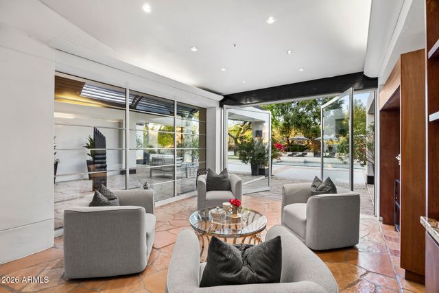 8556 E SHARON Drive, Scottsdale, AZ 85260