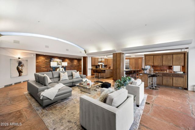 8556 E SHARON Drive, Scottsdale, AZ 85260